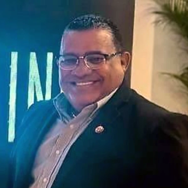 Lic. Carlos Benítez